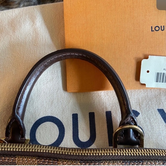 Louis Vuitton Alma PM Bag - Picture 5 of 12